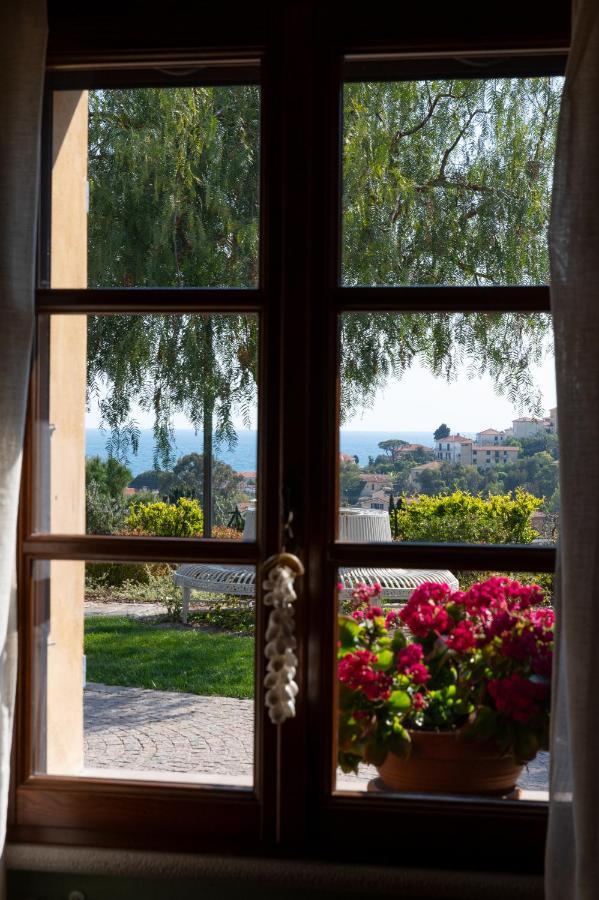 Villa Rosmarino Imperia Eksteriør billede